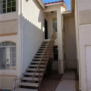 Photo #1: 2539140 Listing