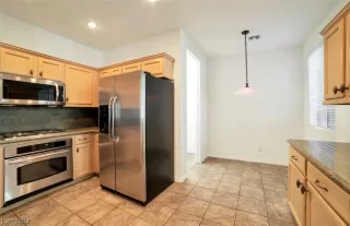 Photo #6: 2539150 Listing 