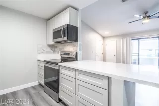 Photo #3: 2539154 Listing