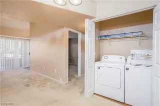 Photo #6: 2539159 Listing 