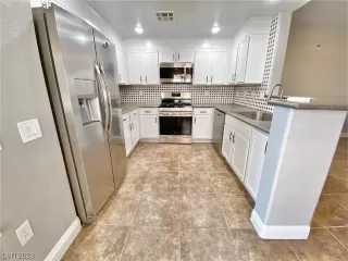 Photo #4: 2539205 Listing 