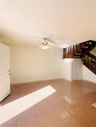 Photo #1: 2539210 Listing 