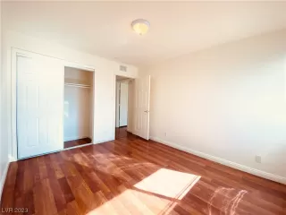 Photo #5: 2539210 Listing 