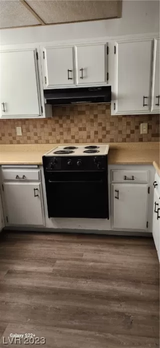 Photo #4: 2539249 Listing