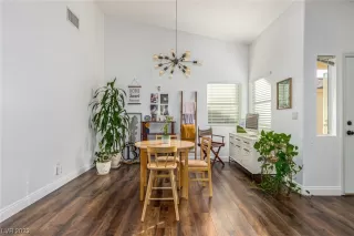 Photo #6: 2539269 Listing