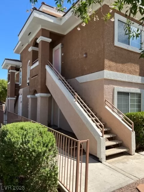 MLS: 2539303 Condo For Sale