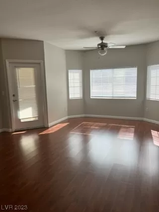 Photo #1: 2539303 Listing 