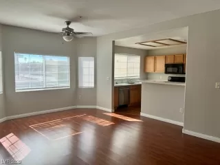 Photo #2: 2539303 Listing 