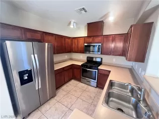 Photo #6: 2539313 Listing 