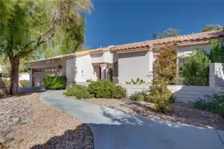 Photo #2: 2539315 Listing