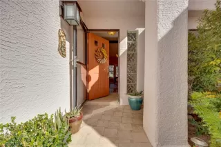 Photo #4: 2539315 Listing