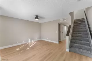 Photo #1: 2539387 Listing 