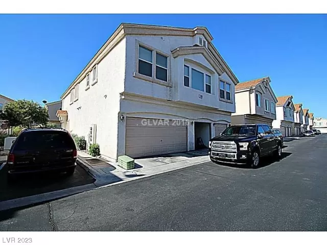 MLS: 2539413 Condo For Sale