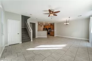 Photo #2: 2539415 Listing 