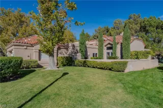 Photo #2: 2539471 Listing