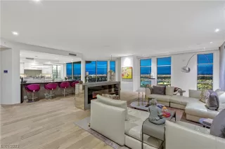 Photo #1: 2539493 Listing 