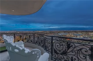 Photo #3: 2539493 Listing 