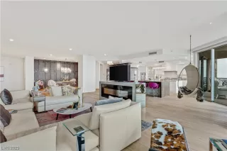 Photo #4: 2539493 Listing 