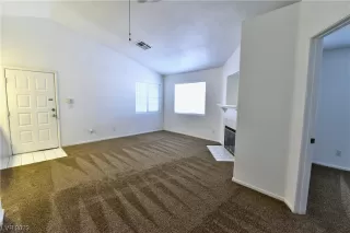 Photo #5: 2539503 Listing