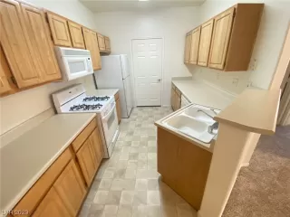 Photo #5: 2539507 Listing 