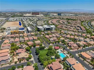 Photo #1: 2539551 Listing