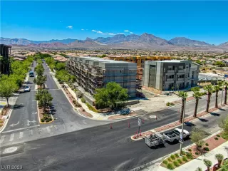 Photo #2: 2539551 Listing