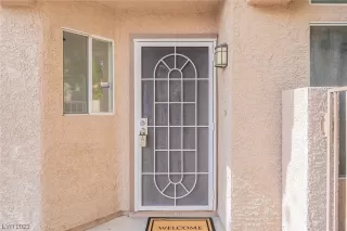 Photo #1: 2539588 Listing