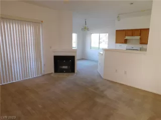 Photo #3: 2539593 Listing