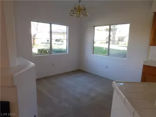 Photo #5: 2539593 Listing