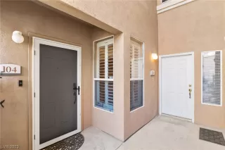 Photo #3: 2539622 Listing