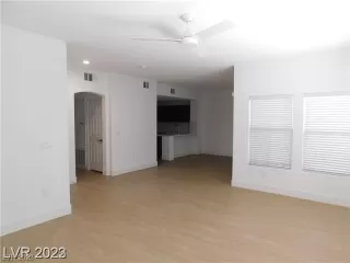 Photo #4: 2539660 Listing 
