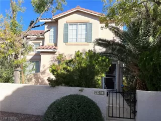 Photo #1: 2539670 Listing 