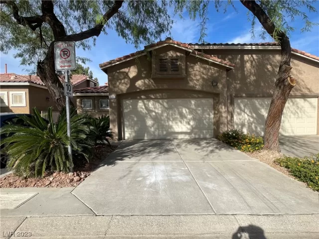 MLS: 2539773 Condo For Sale