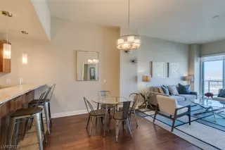 Photo #2: 2539776 Listing 
