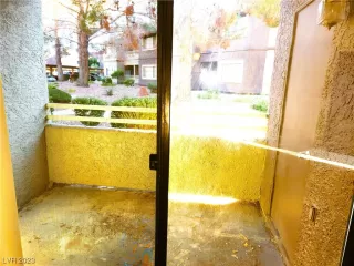 Photo #6: 2539796 Listing 