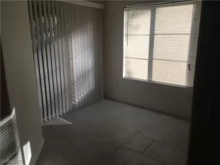 Photo #4: 2539864 Listing