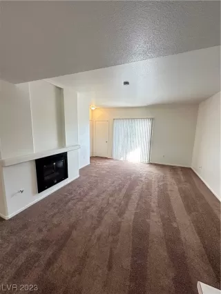 Photo #6: 2539881 Listing 