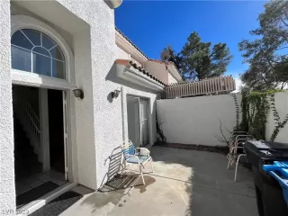 Photo #2: 2539888 Listing 