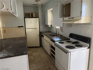 Photo #4: 2539894 Listing 