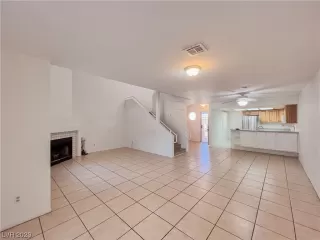 Photo #3: 2539916 Listing 