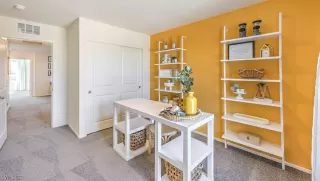 Photo #6: 2539917 Listing