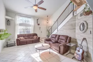 Photo #6: 2539920 Listing 