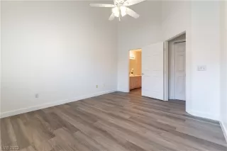 Photo #6: 2539925 Listing