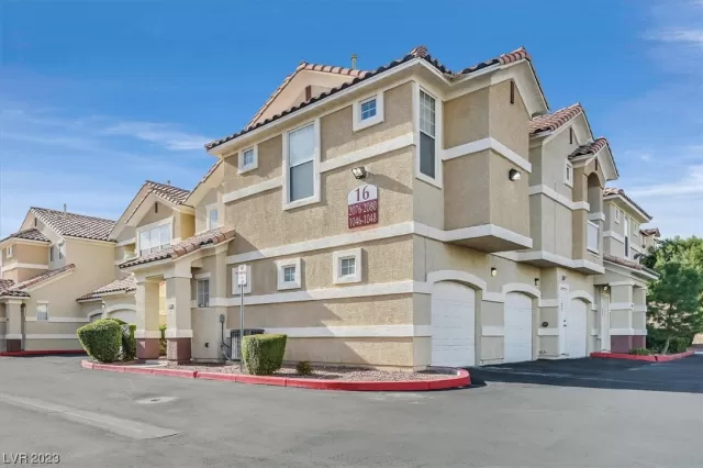 MLS: 2539929 Condo For Sale