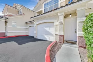 Photo #1: 2539929 Listing 