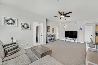 Photo #5: 2539929 Listing 