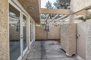 Photo #2: 2539988 Listing