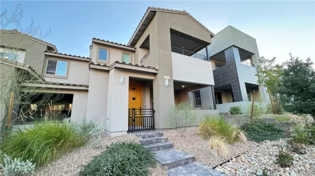 MLS: 2539994 Condo For Sale