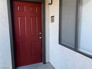 Photo #1: 2540020 Listing 