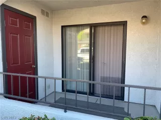 Photo #2: 2540020 Listing 